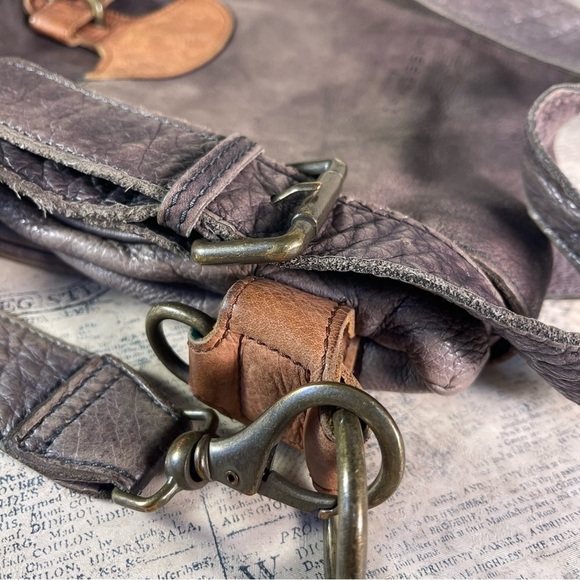 Liebeskind crossbody/messenger leather bag - Picture 14 of 16